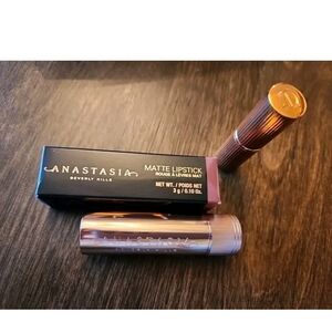 Anastacia Beverly Hills Matte Lipstick Rum Punch New + Charlotte Tillsbury